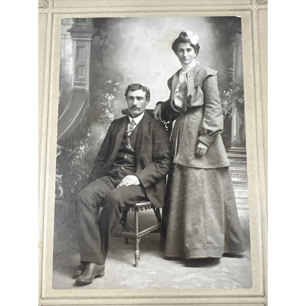 B & W Antique Cabinet Card Husband & Wife Photograph Photo